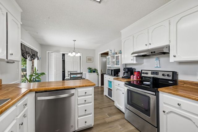 621 Teree Dr, Gallatin, TN 37066