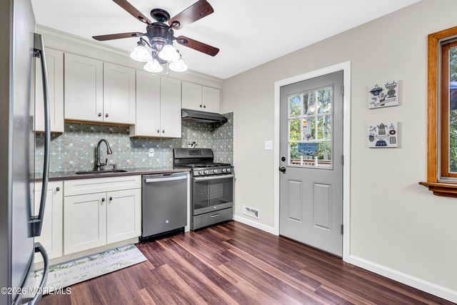52 Darien Road, Howell, NJ 07731