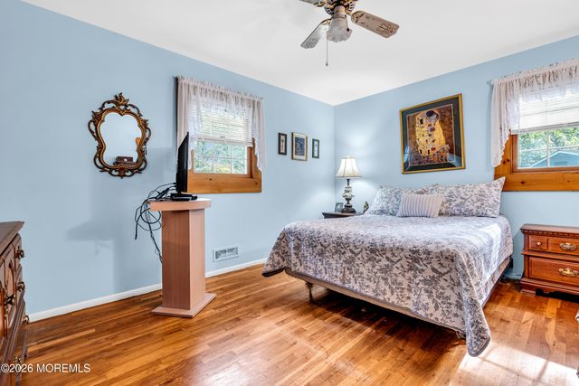 52 Darien Road, Howell, NJ 07731