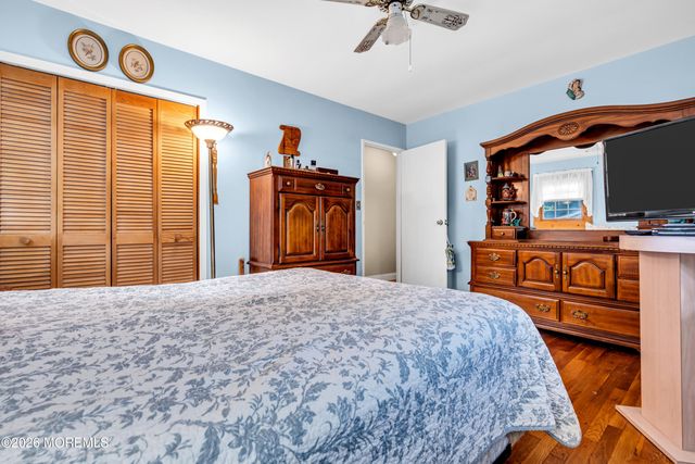 52 Darien Road, Howell, NJ 07731