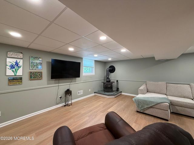 52 Darien Road, Howell, NJ 07731