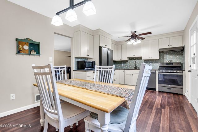 52 Darien Road, Howell, NJ 07731