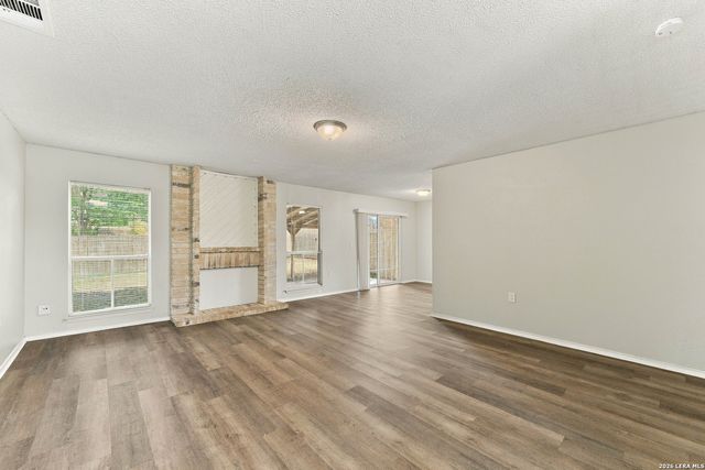 6727 Raintree Frst, San Antonio, TX 78233