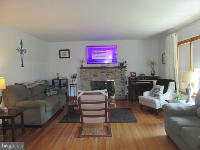 7006 RUXFORD DR, Kingsville, MD 21087