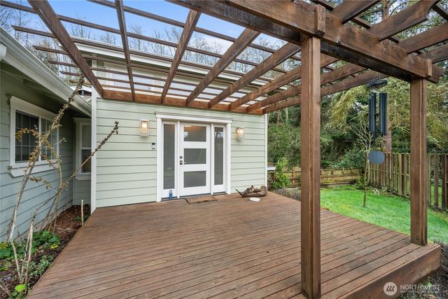 4425 Bryce Drive, Anacortes, WA 98221