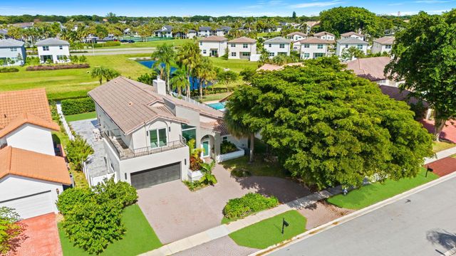 23162 L'Ermitage Circle, Boca Raton, FL 33433