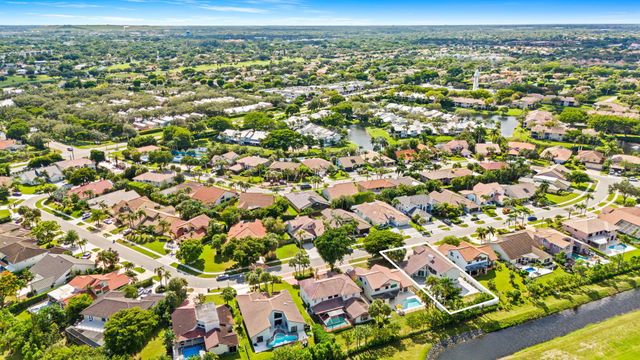 23162 L'Ermitage Circle, Boca Raton, FL 33433