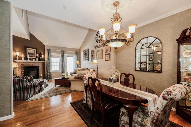 34 Mammoth Rd Unit 27, Hooksett, NH 03106