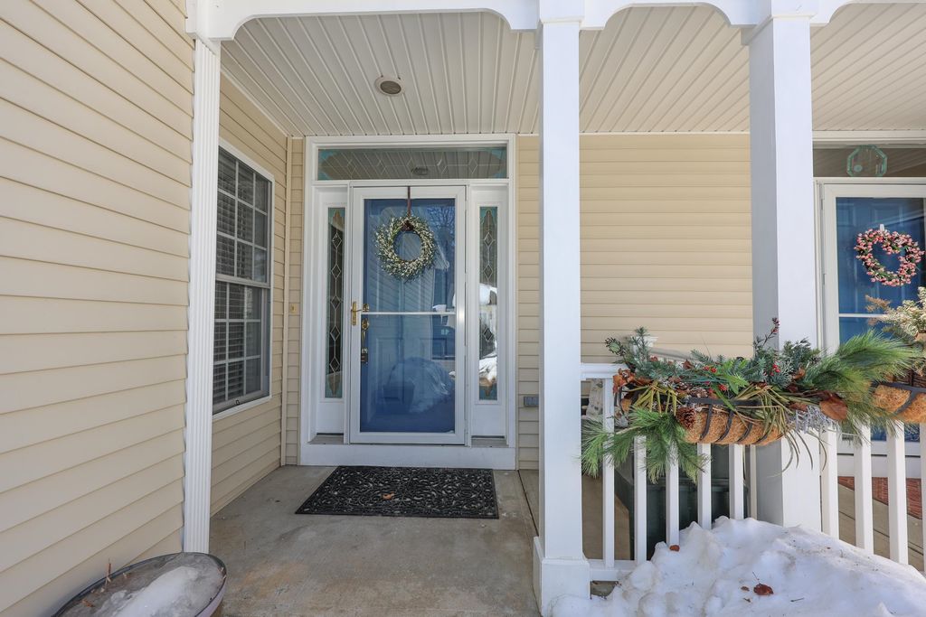 34 Mammoth Rd Unit 27, Hooksett, NH 03106