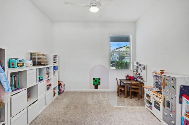 1595 Verawood Lane, Delray Beach, FL 33445