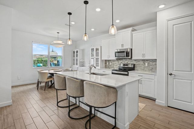 1595 Verawood Lane, Delray Beach, FL 33445