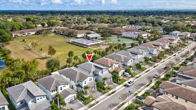 1595 Verawood Lane, Delray Beach, FL 33445