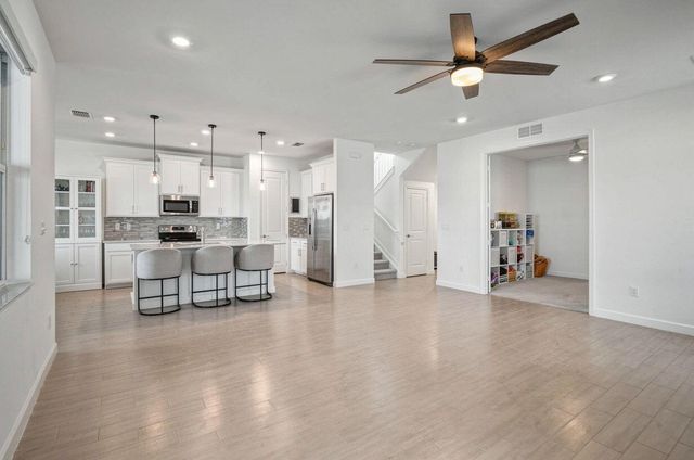 1595 Verawood Lane, Delray Beach, FL 33445