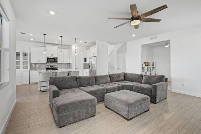 1595 Verawood Lane, Delray Beach, FL 33445