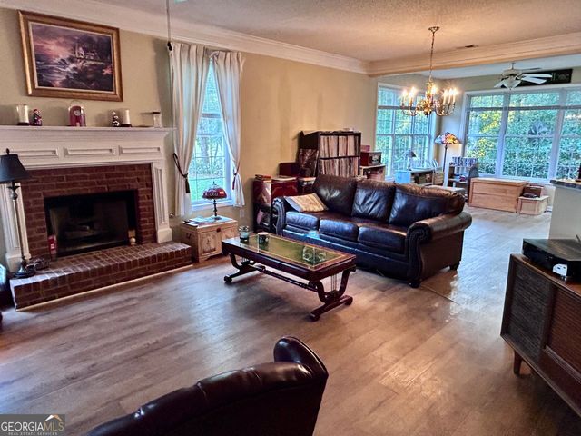 1018 Pinehurst Drive, Peachtree City, GA 30269