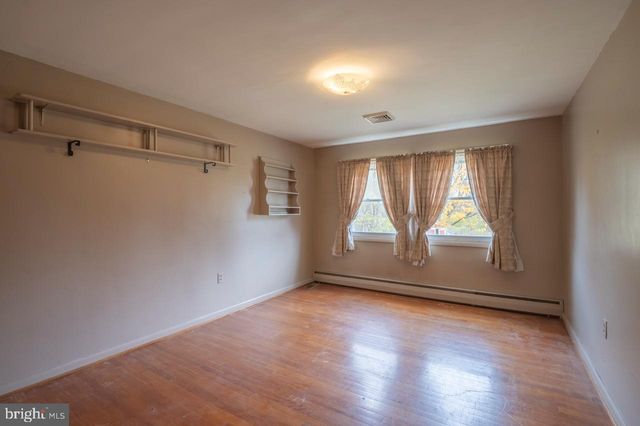 2667 BIG RD, Zieglerville, PA 19492