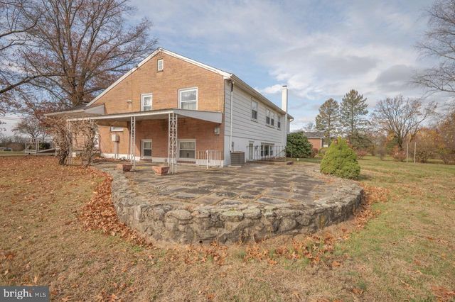 2667 BIG RD, Zieglerville, PA 19492