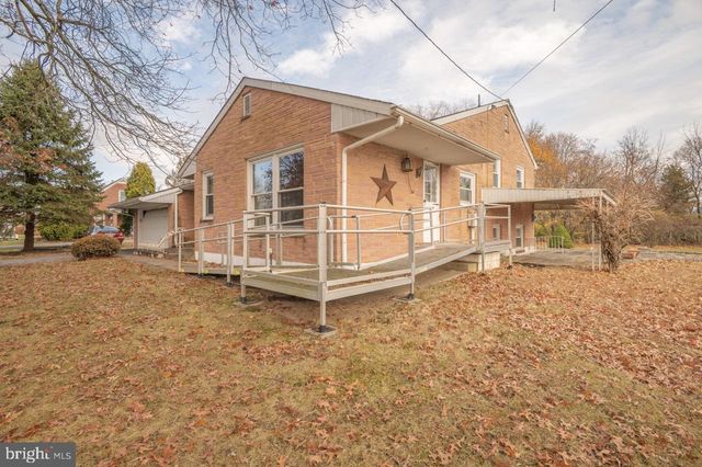 2667 BIG RD, Zieglerville, PA 19492