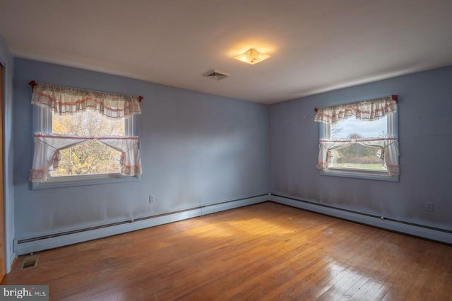 2667 BIG RD, Zieglerville, PA 19492