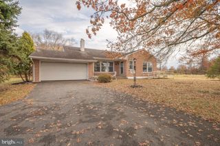 2667 BIG RD, Zieglerville, PA 19492
