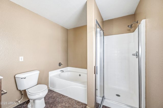 9515 W MONTE VISTA Road, Phoenix, AZ 85037