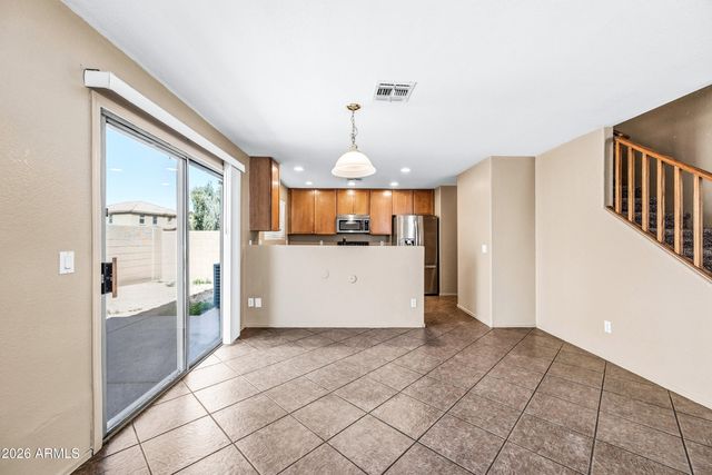 9515 W MONTE VISTA Road, Phoenix, AZ 85037