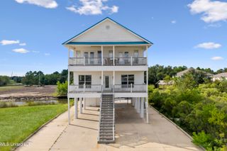 4011 S Nassau Street, Bay Saint Louis, MS 39520