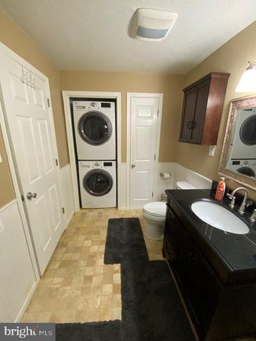 8613 BRANDT PL, Bethesda, MD 20814