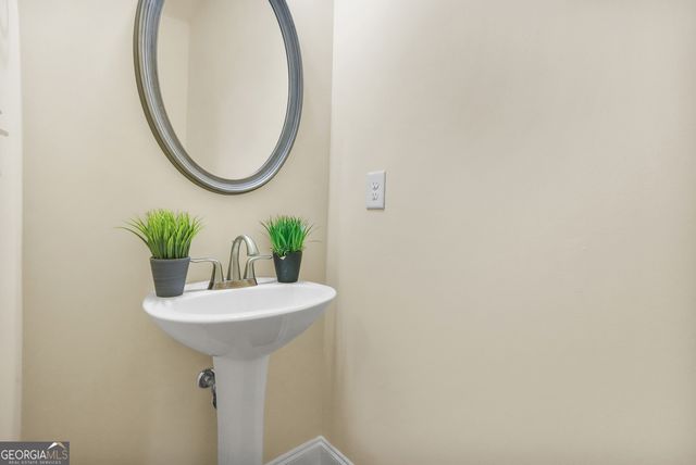 4435 Heatherwood Drive, Atlanta, GA 30331