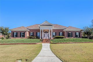 2461 Grande Oak Circle, Lawrenceville, GA 30043