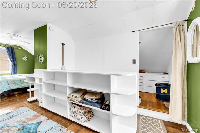 1009 Harvard Road, Berkley, MI 48072