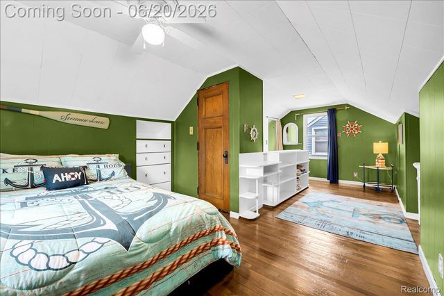 1009 Harvard Road, Berkley, MI 48072