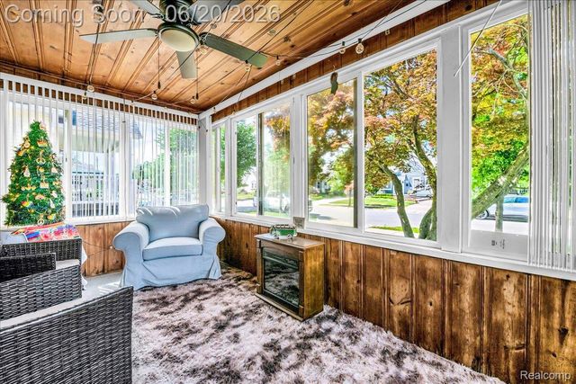 1009 Harvard Road, Berkley, MI 48072