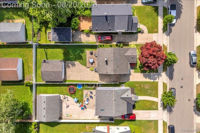 1009 Harvard Road, Berkley, MI 48072
