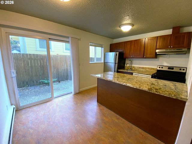 2230 Ne 15TH Ave, Portland, OR 97212