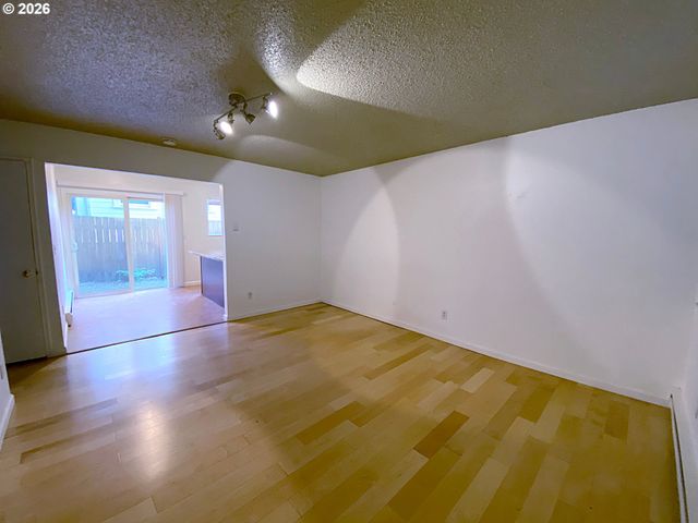 2230 Ne 15TH Ave, Portland, OR 97212