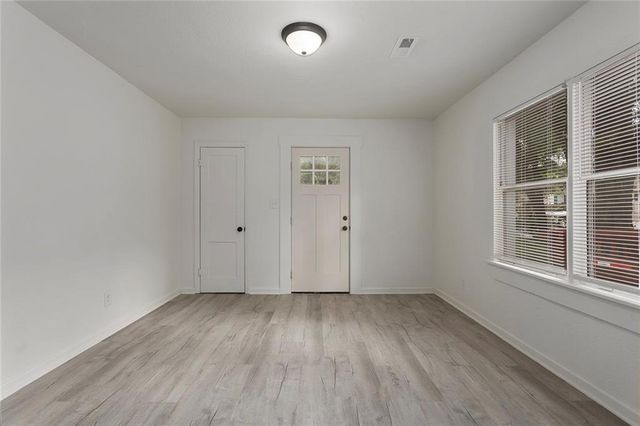 2543 Lister Avenue, Kansas City, MO 64127