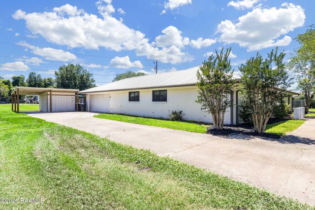 120 6th Street, Breaux Bridge, LA 70517