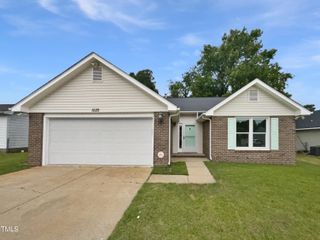 1628 Winnabow Drive, Fayetteville, NC 28304