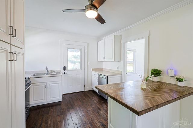 7300 Plainfield Road, Deer Park, OH 45236