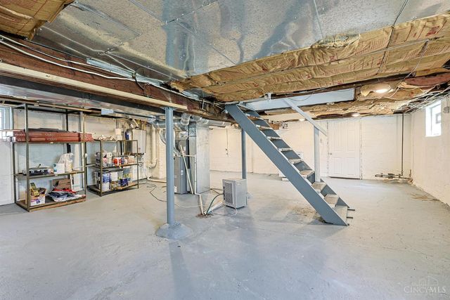 7300 Plainfield Road, Deer Park, OH 45236