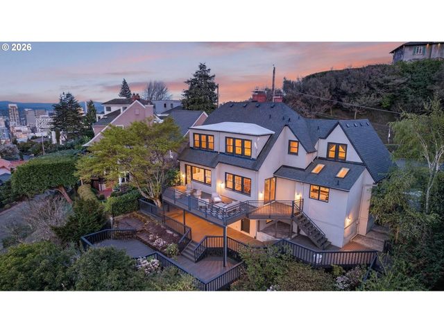 294 Nw MACLEAY Blvd, Portland, OR 97210