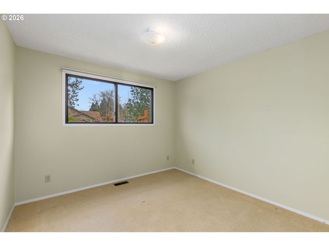 10275 Sw CYNTHIA St, Beaverton, OR 97008