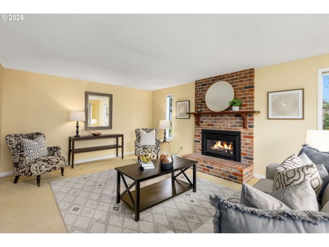 10275 Sw CYNTHIA St, Beaverton, OR 97008