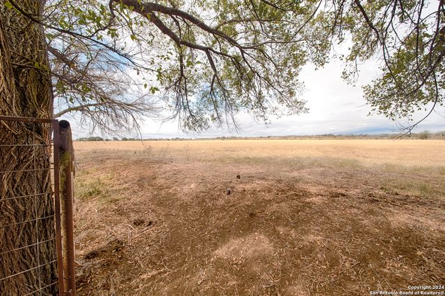 7400 State Highway 27, Comfort, TX 78013