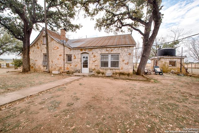 7400 State Highway 27, Comfort, TX 78013