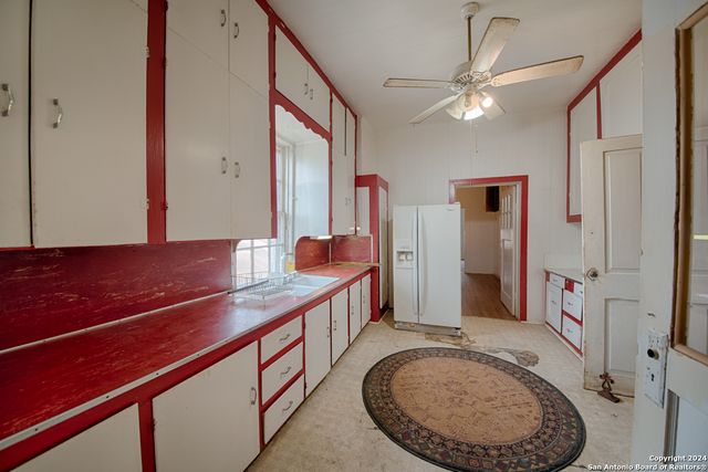 7400 State Highway 27, Comfort, TX 78013