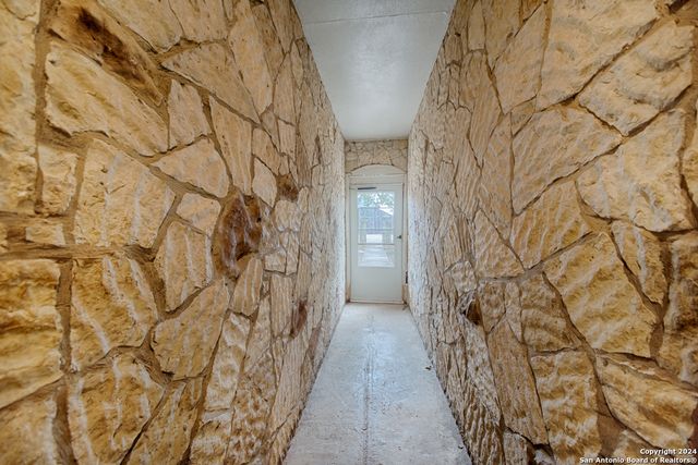 7400 State Highway 27, Comfort, TX 78013