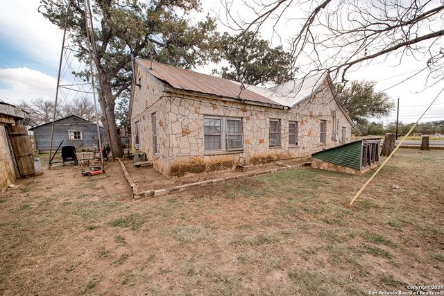 7400 State Highway 27, Comfort, TX 78013