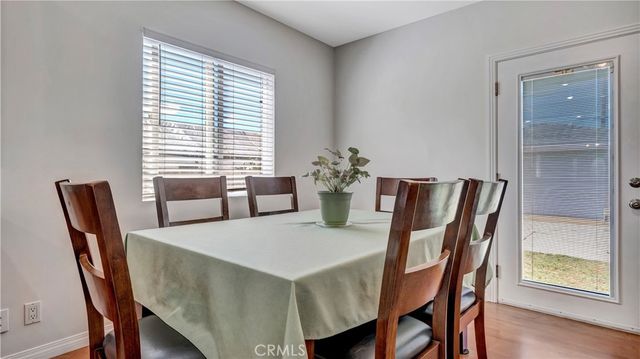 1041 King, Wilmington, CA 90744